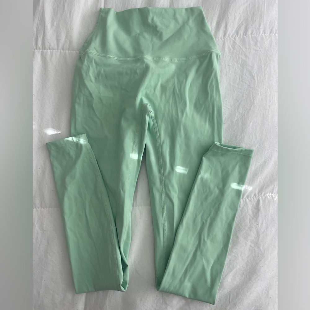 CSB freedom scrunch leggings